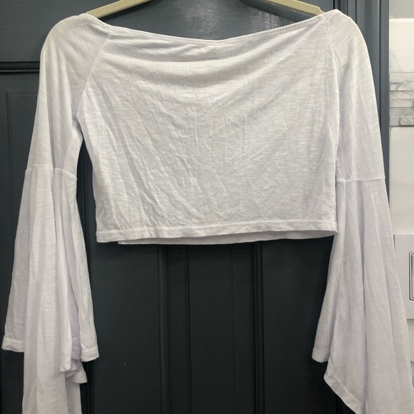 LF off the shoulder crop top - Picture 4 of 6